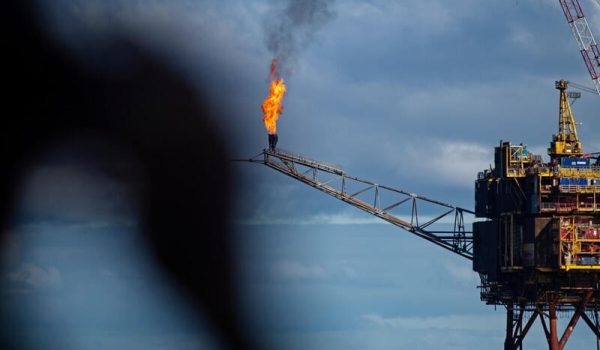 Добив на нефт и газ в Черно море: опасности за човешкото здраве, местните общности и природата Добив на нефт и газ в Черно море: опасности за човешкото здраве, местните общности и природата